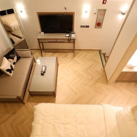 Hotel Rafine Kangrung Kültér fotó